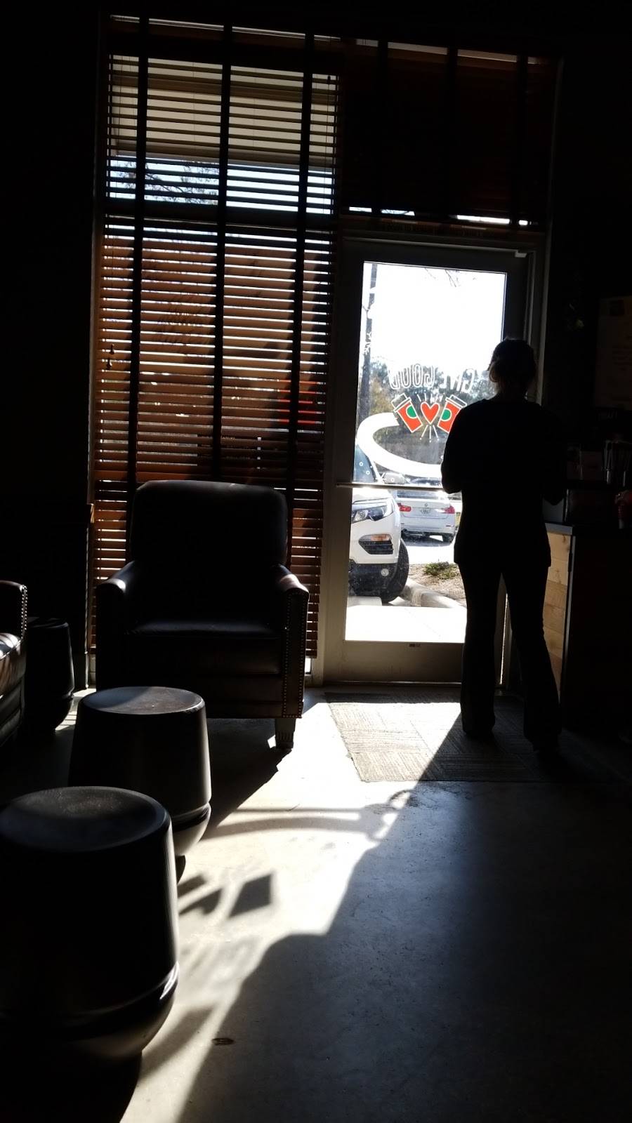 Starbucks | cafe | 70383 LA-21 Suite 100, Covington, LA 70433, USA | 9854157575 OR +1 985-415-7575