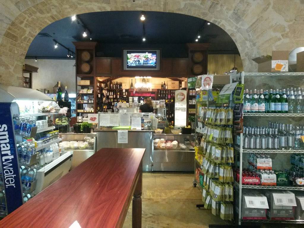 Amici Market | meal takeaway | 155 N County Rd, Palm Beach, FL 33480, USA | 5618320201 OR +1 561-832-0201