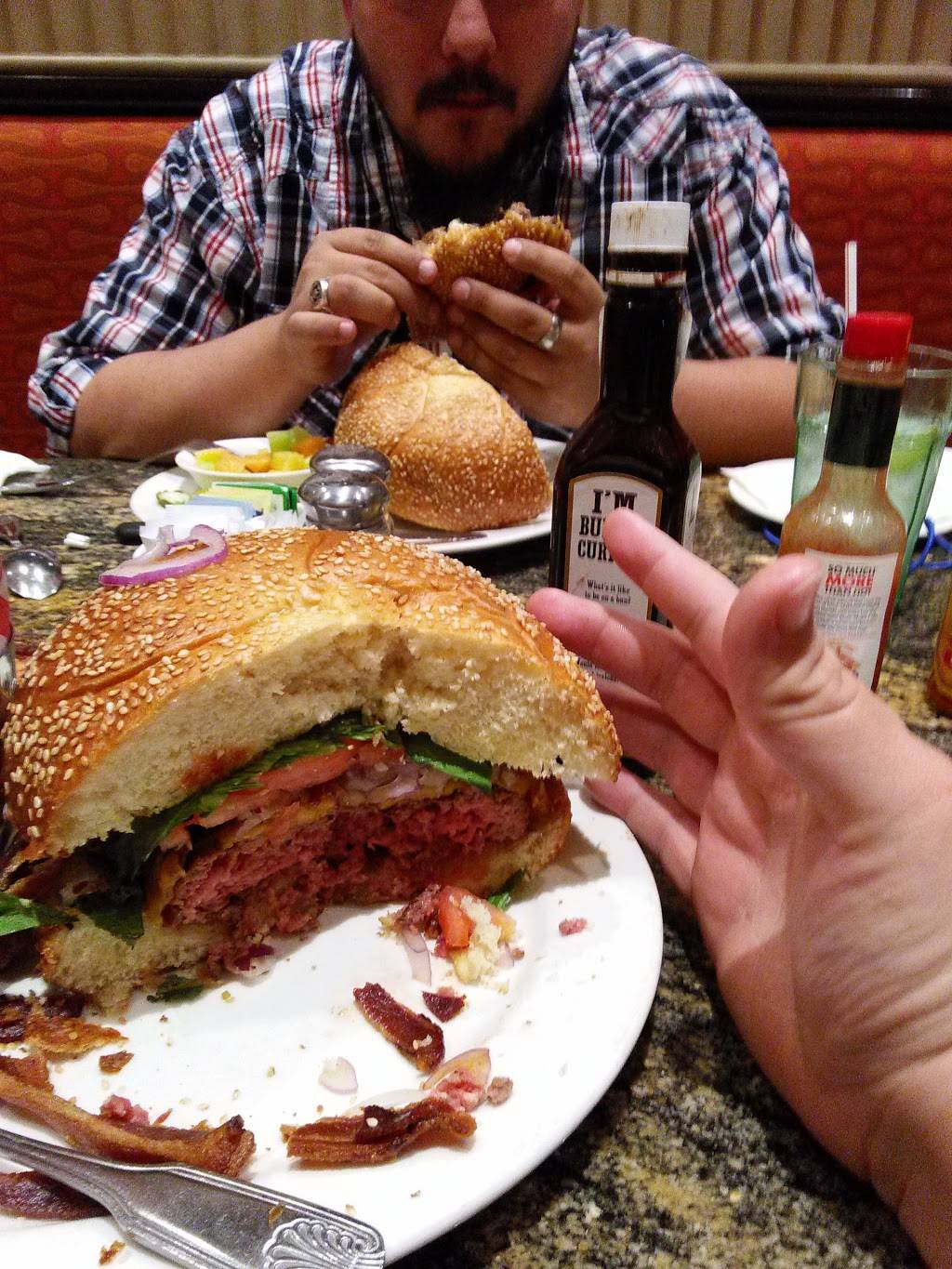 Thunder Cafe | restaurant | 1300 Athens Ave, Lincoln, CA 95648, USA | 9164087777 OR +1 916-408-7777