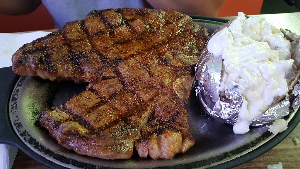 Raceway Grill | restaurant | 1207 Harry Byrd Hwy, Darlington, SC 29532, USA | 8433939212 OR +1 843-393-9212