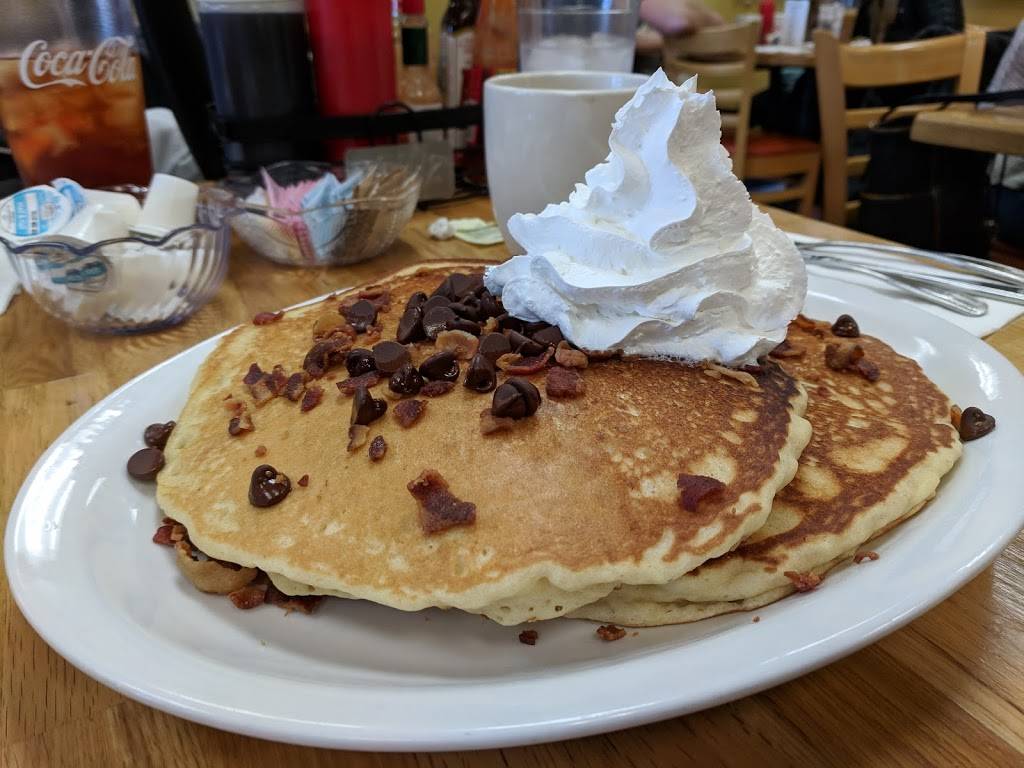 Cafe 393 on Main | restaurant | 393 E Main St #6b, Hendersonville, TN 37075, USA | 6152658578 OR +1 615-265-8578