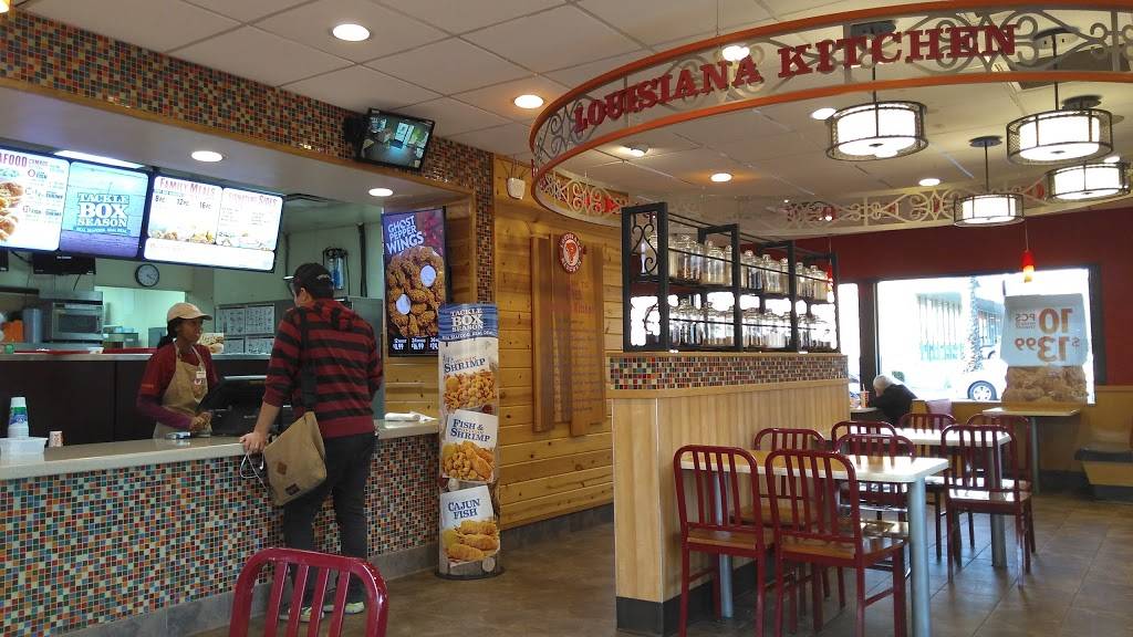 Popeyes Louisiana Kitchen | restaurant | 899 N Lake Ave, Pasadena, CA 91104, USA | 6267984734 OR +1 626-798-4734