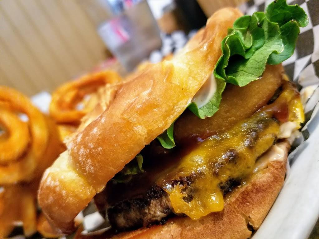 Lisas Country Kitchen | restaurant | 9324 NE 76th St, Vancouver, WA 98662, USA | 3602547751 OR +1 360-254-7751