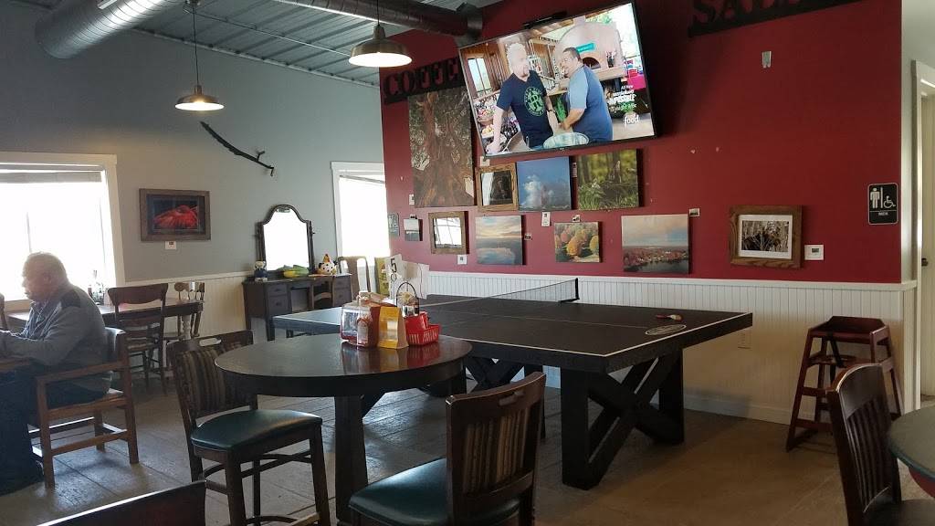 Walt & Maries Country Market & Cafe | restaurant | 44947 W Red Arrow Hwy, Paw Paw, MI 49079, USA | 2696577570 OR +1 269-657-7570