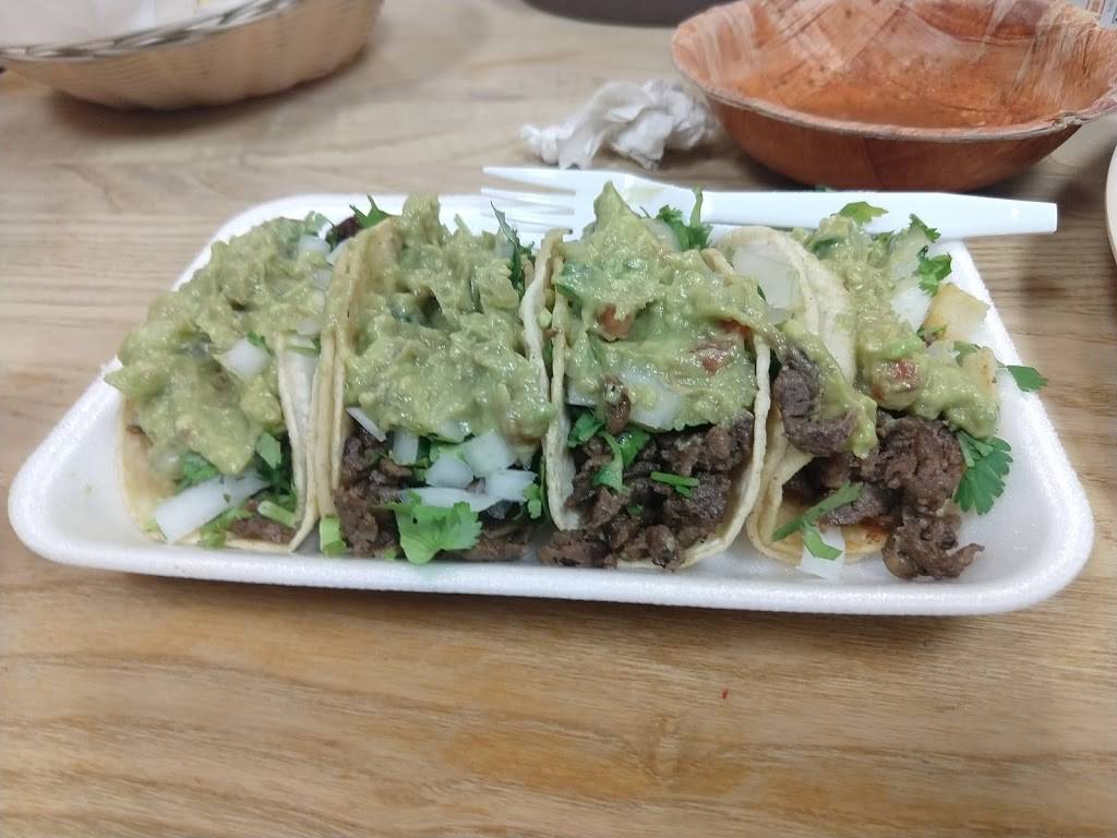 Supermercado Carrillo El Guero | restaurant | 730 Pearl Nix Pkwy, Gainesville, GA 30501, USA | 6784500097 OR +1 678-450-0097