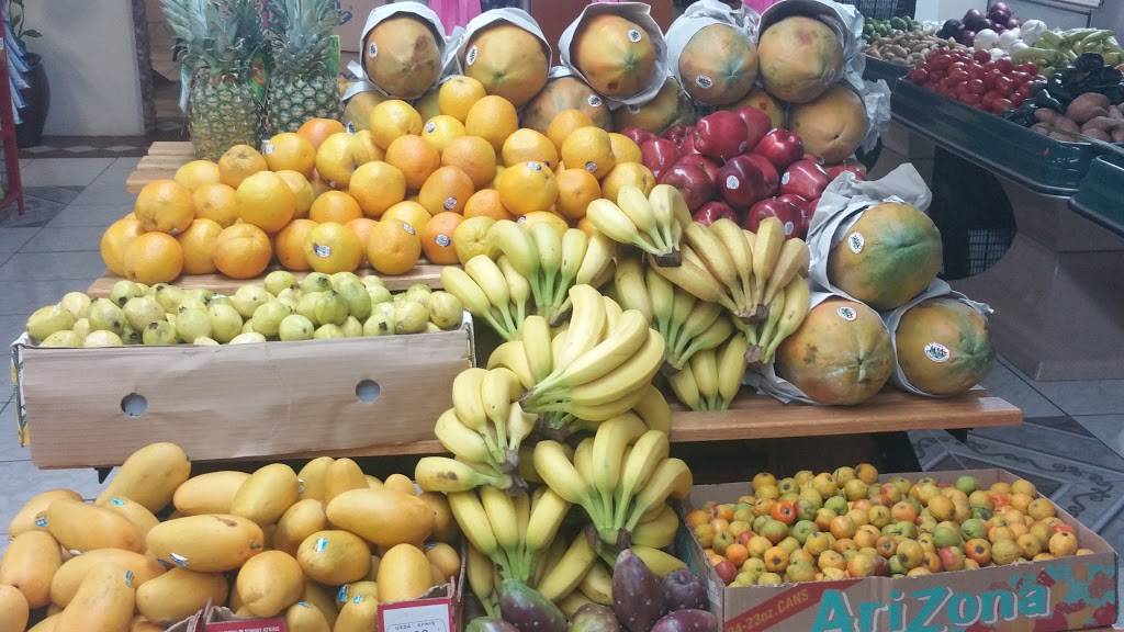 La Esquinita Mexican Market | restaurant | 8505 Collinsville Rd, Collinsville, IL 62234, USA | 6183445220 OR +1 618-344-5220