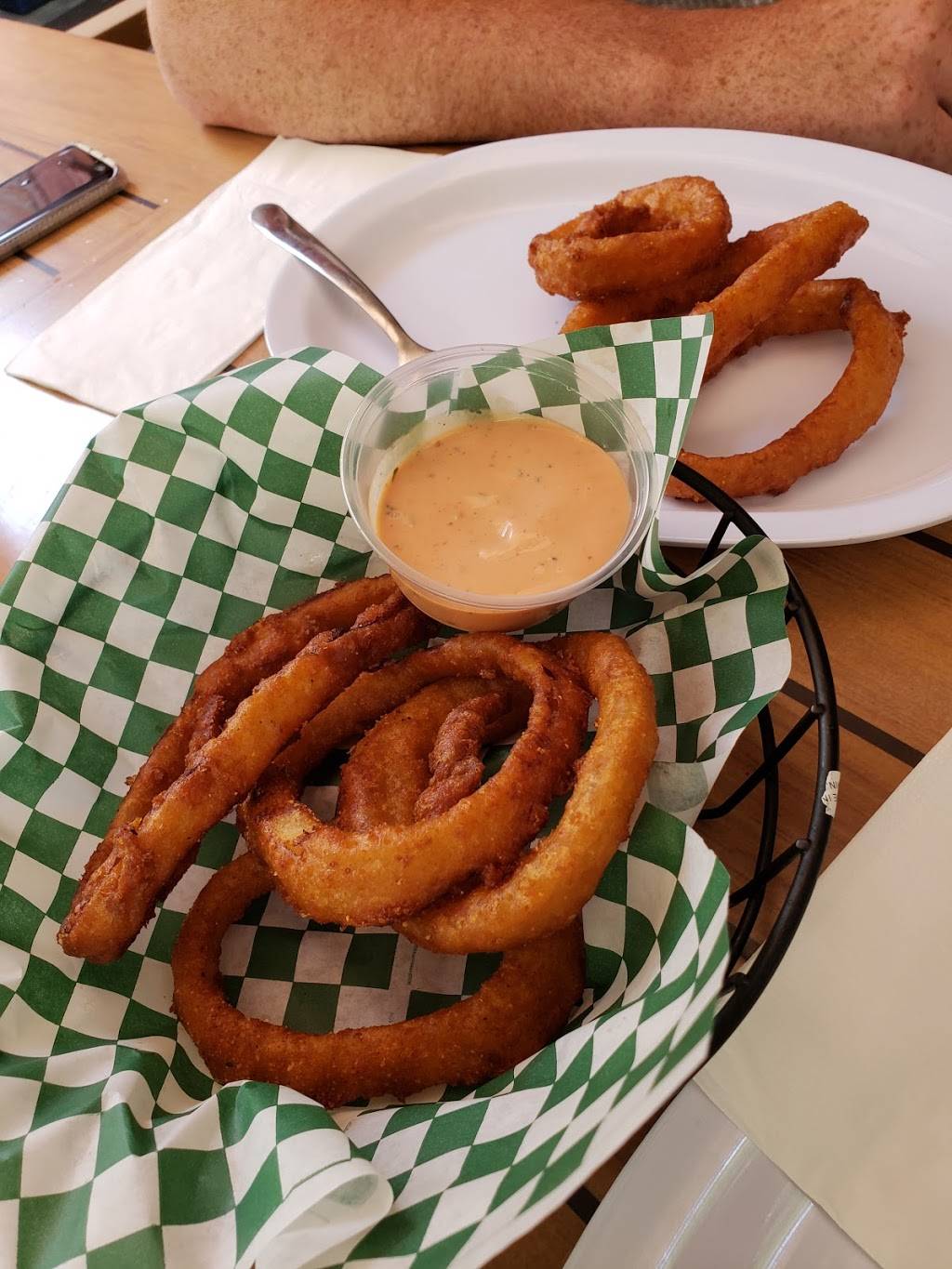 The Hog Wallow Pub | restaurant | 3200 E Big Cottonwood Canyon Rd, Cottonwood Heights, UT 84121, USA | 8017335567 OR +1 801-733-5567