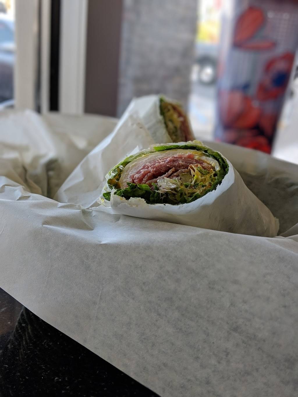 Deli Delicious | restaurant | 9801 Hageman Rd #200, Bakersfield, CA 93312, USA | 6618292559 OR +1 661-829-2559