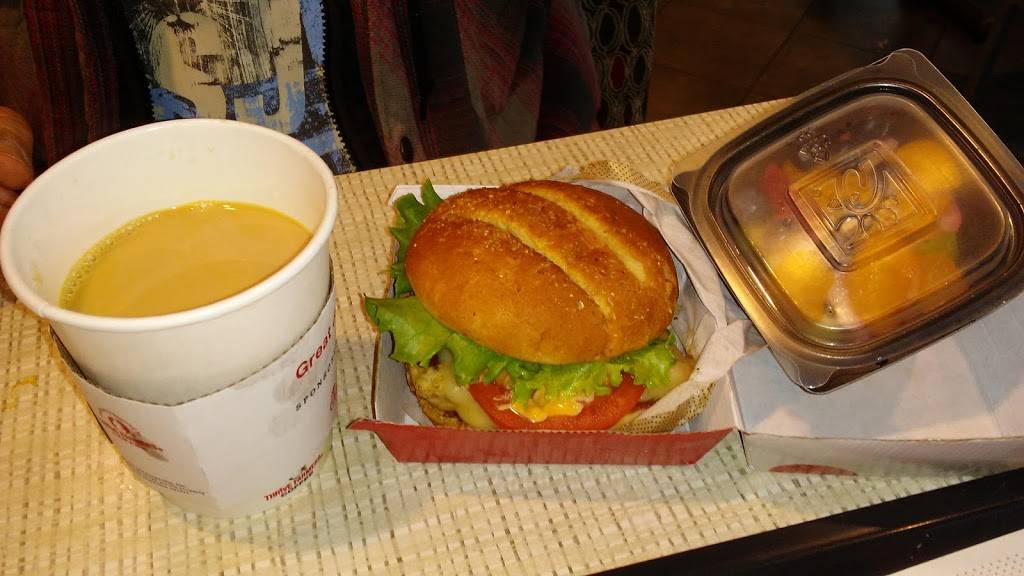 Chick-fil-A | restaurant | 13720 East Fwy, Houston, TX 77015, USA | 7134553760 OR +1 713-455-3760