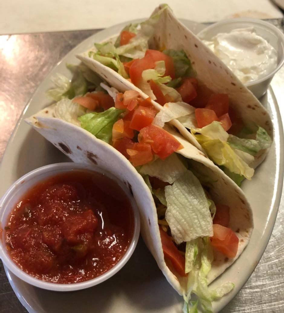 Zullys Bar & Grille | restaurant | 12634 IN-23, Granger, IN 46530, USA | 5744046085 OR +1 574-404-6085