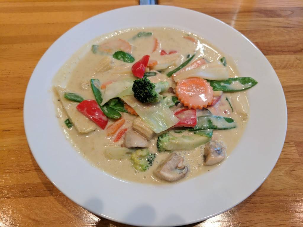 Fresh Bowl Thai Cuisine | restaurant | 1812 N Brown Rd #40, Lawrenceville, GA 30043, USA | 6783228222 OR +1 678-322-8222