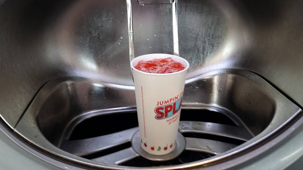 Jack in the Box | restaurant | 7895 Monterey Rd, Gilroy, CA 95020, USA | 4088482395 OR +1 408-848-2395