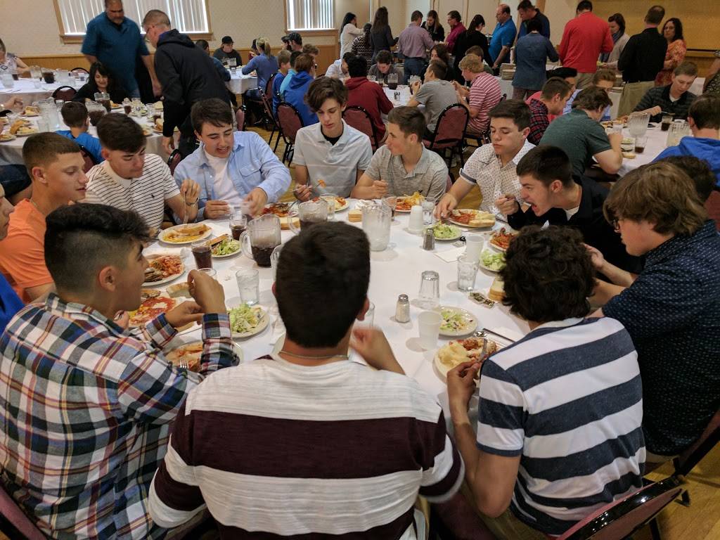 Italian American Society | restaurant | 2217 52nd St, Kenosha, WI 53140, USA | 2626584881 OR +1 262-658-4881