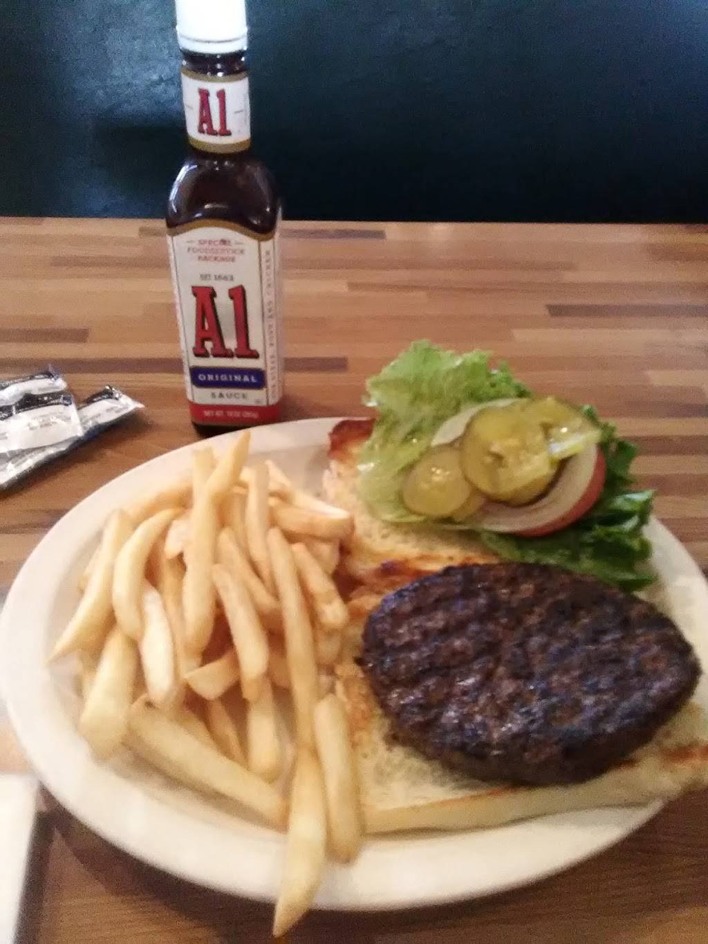 Burger Pit | restaurant | 1349 Blossom Hill Rd, San Jose, CA 95118, USA | 4082698062 OR +1 408-269-8062