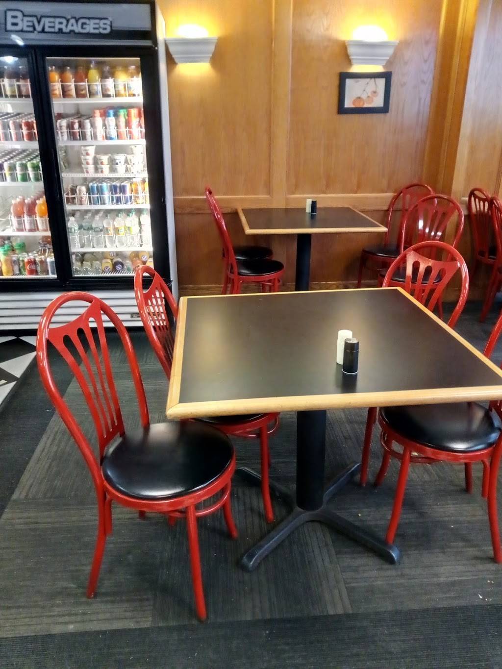 The Cafe on New Chardon | restaurant | 25 New Chardon St, Boston, MA 02114, USA | 6175237790 OR +1 617-523-7790