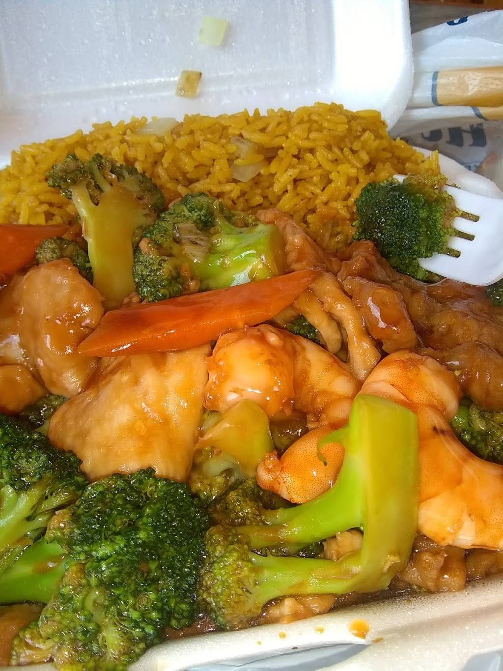 Yums Sub Shop | restaurant | 1192 Pryor Rd SW, Atlanta, GA 30315, USA | 4042222323 OR +1 404-222-2323