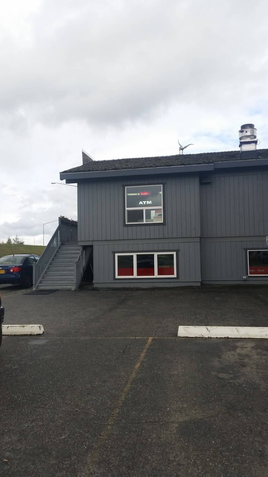 RWs Hamburger House | restaurant | 2200 E Parks Hwy, Wasilla, AK 99654, USA | 9073572300 OR +1 907-357-2300