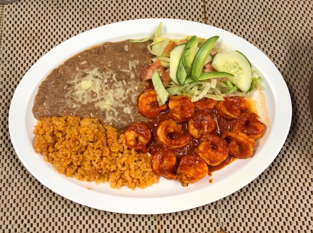 El Chilaquil Mexican And Seafood Restaurant | restaurant | 1052 E Ave. J, Lancaster, CA 93535, USA | 6619414068 OR +1 661-941-4068