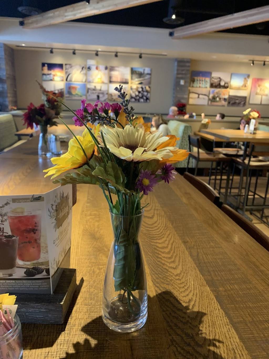 California Pizza Kitchen | restaurant | 210 Wilshire Blvd, Santa Monica, CA 90401, USA | 3103939335 OR +1 310-393-9335