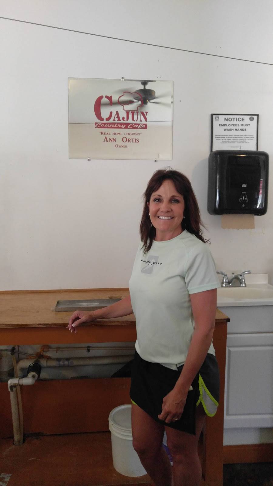 Cajun Country Cafe | cafe | 58370 Court St, Plaquemine, LA 70764, USA | 2256850105 OR +1 225-685-0105