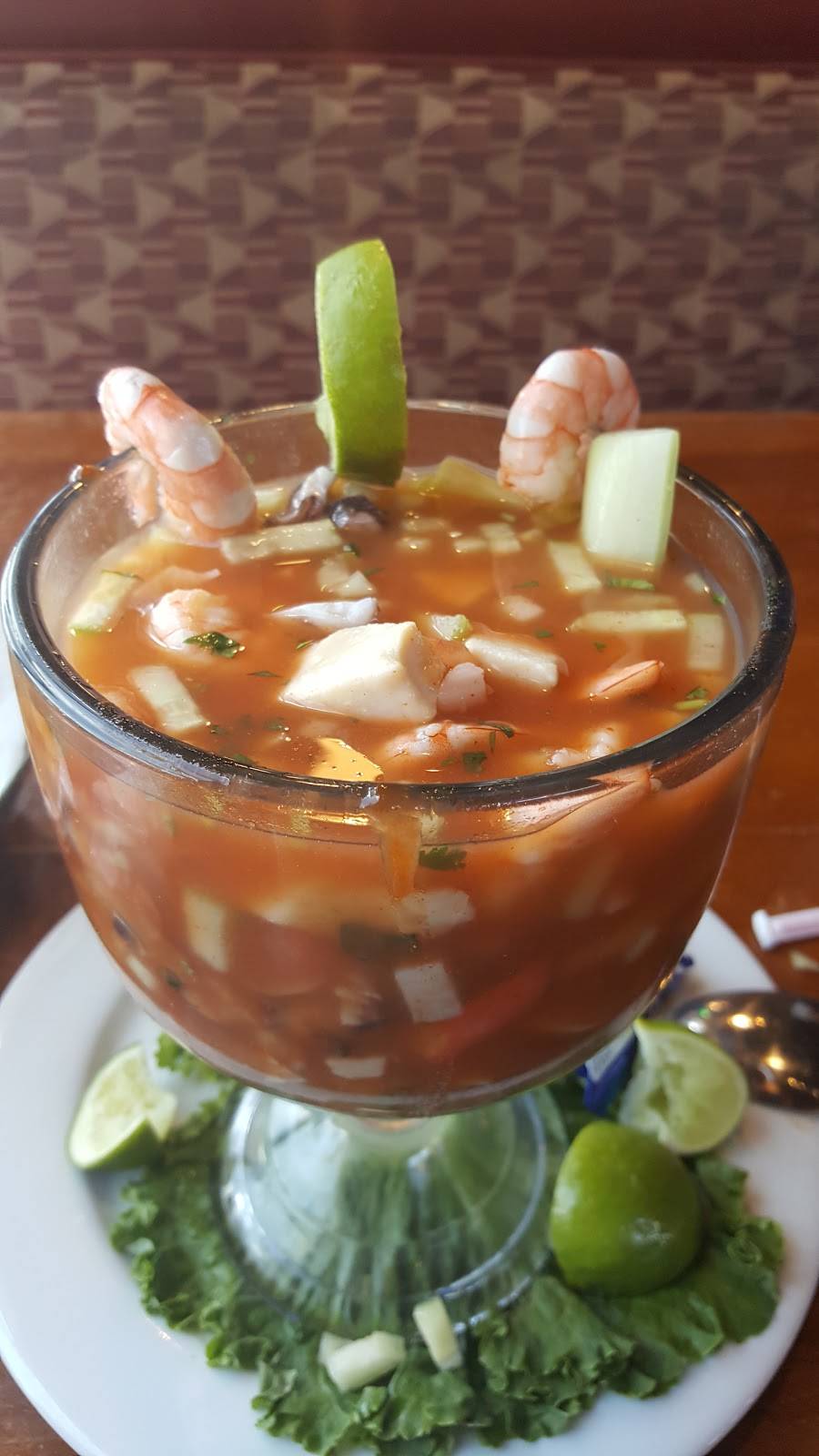 Los Patrones Cocina Mexicana(lospaisas) | restaurant | 21718 S Vermont Ave, Torrance, CA 90502, USA | 3106189197 OR +1 310-618-9197