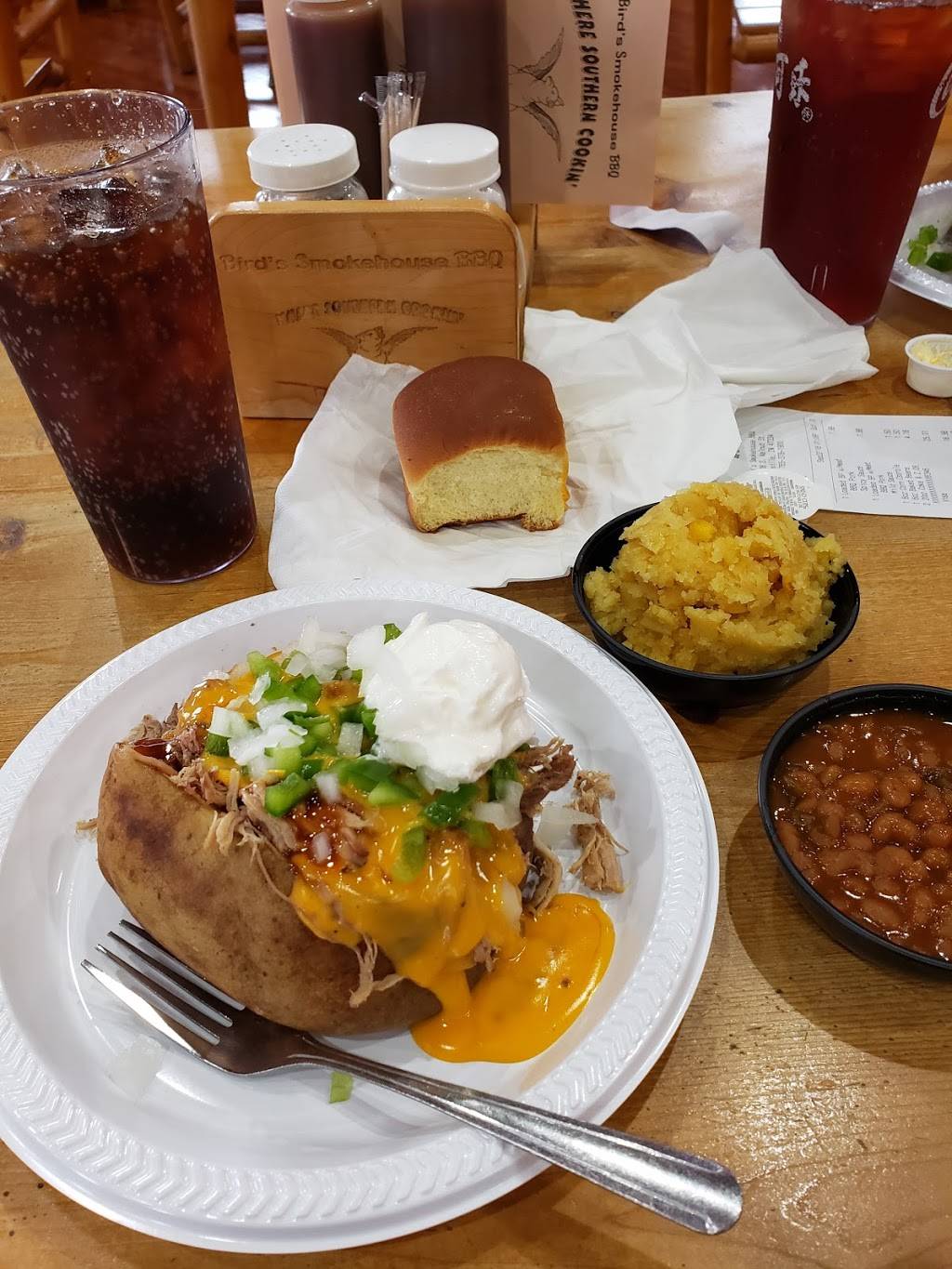 Birds Smokehouse BBQ | restaurant | 9008 S Walnut St, Daleville, IN 47334, USA | 7653781900 OR +1 765-378-1900