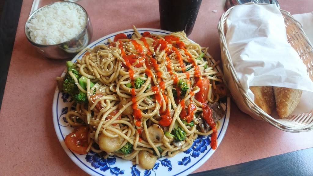 Stir Fresh Mongolian Grill | restaurant | 17120 Bernardo Center Dr, San Diego, CA 92128, USA | 8583850020 OR +1 858-385-0020