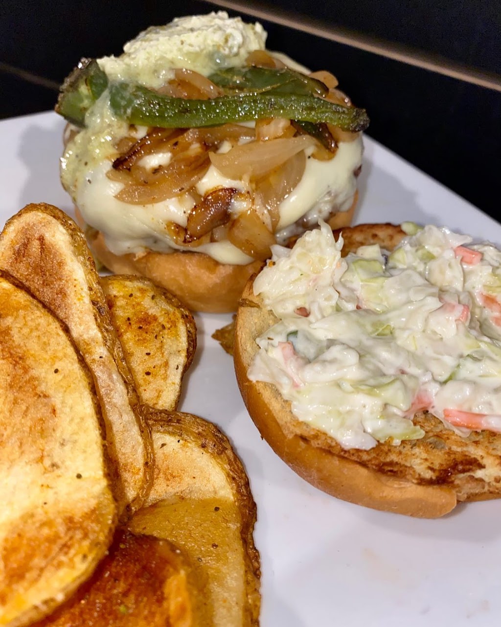 Nittys Tavern | restaurant | 1720 W Moyamensing Ave, Philadelphia, PA 19145, USA | 2156088089 OR +1 215-608-8089