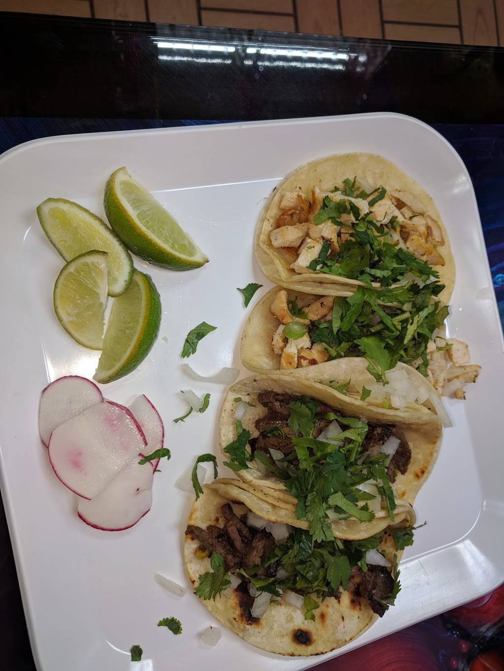 Taqueria El Gordo Mexican Halal Cuisine | restaurant | 307 E 204th St, Bronx, NY 10467, USA | 3477458408 OR +1 347-745-8408