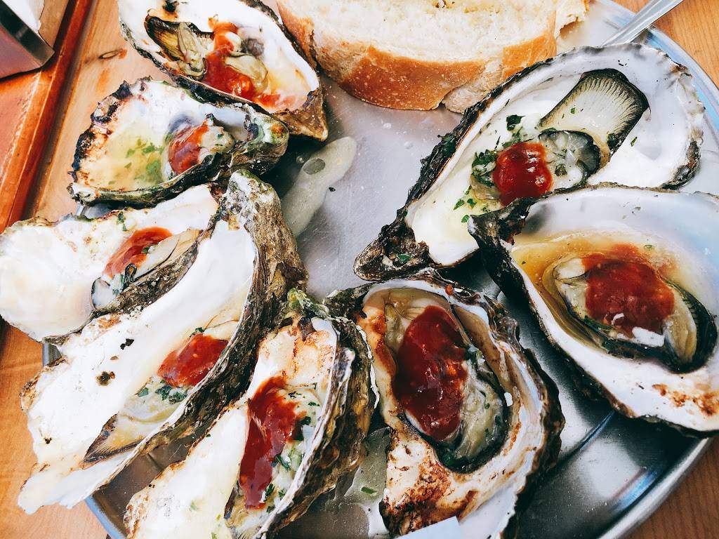 The Marshall Store | restaurant | 19225 CA-1, Marshall, CA 94940, USA | 4156631339 OR +1 415-663-1339