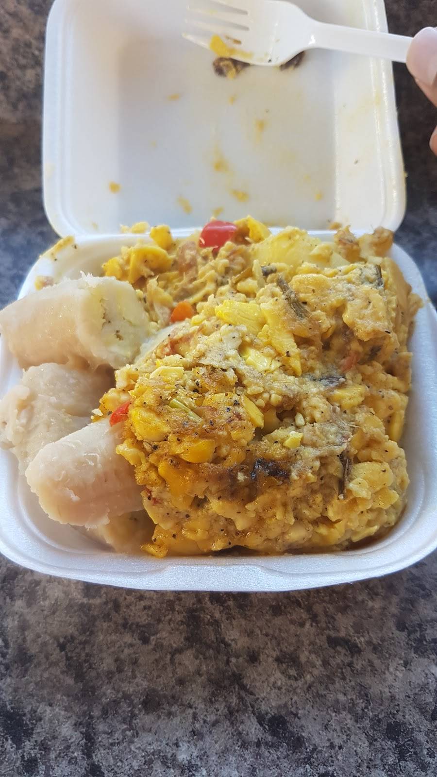 Kitchen King Jerk | restaurant | 2079 Lawrence Ave W, York, ON M9N 3P5, Canada | 6473467997 OR +1 647-346-7997