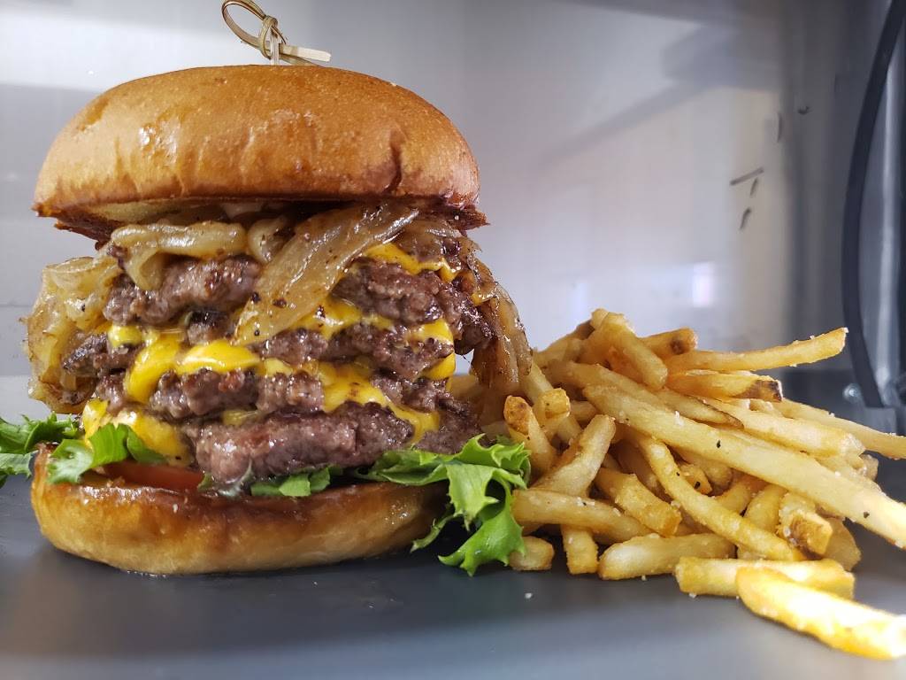 300 Suns Brewing | restaurant | 335 1st Ave, Longmont, CO 80501, USA | 7204428292 OR +1 720-442-8292