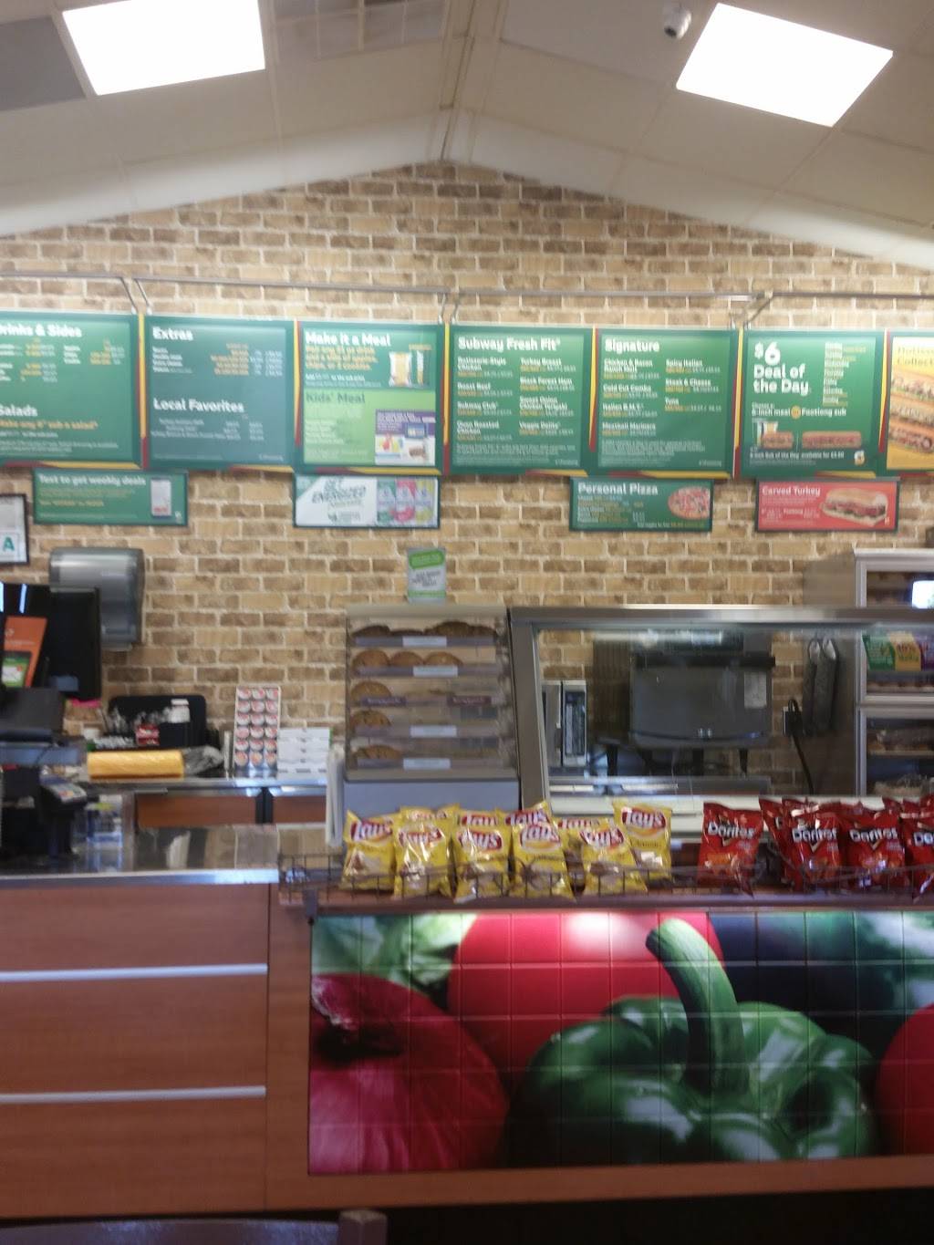 Subway | restaurant | 912 S Dixie Hwy, Hoopeston, IL 60942, USA | 2172837300 OR +1 217-283-7300