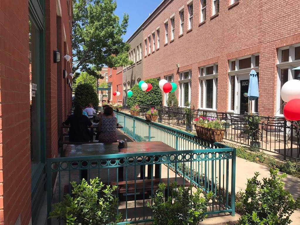 Gabriela & Sofias Tex-Mex | restaurant | 930 Parker Square Rd, Flower Mound, TX 75028, USA | 9728992368 OR +1 972-899-2368