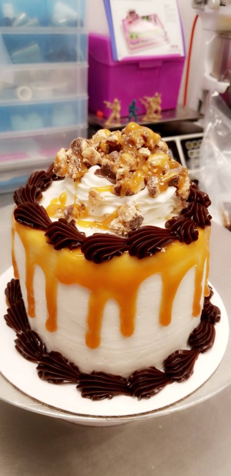 Dunkin | bakery | 5940 Ellis St, Fort Carson, CO 80913, USA | 7198005055 OR +1 719-800-5055