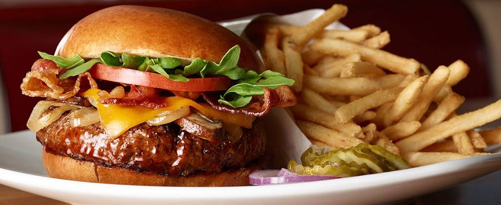 Southwells Hamburger Grill | restaurant | 2252 W Holcombe Blvd, Houston, TX 77030, USA | 7136644959 OR +1 713-664-4959