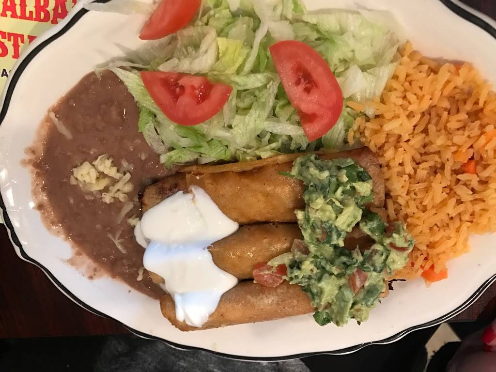 Albas Restaurant | restaurant | 1825 W Chicago Ave, Chicago, IL 60622, USA | 3122650818 OR +1 312-265-0818