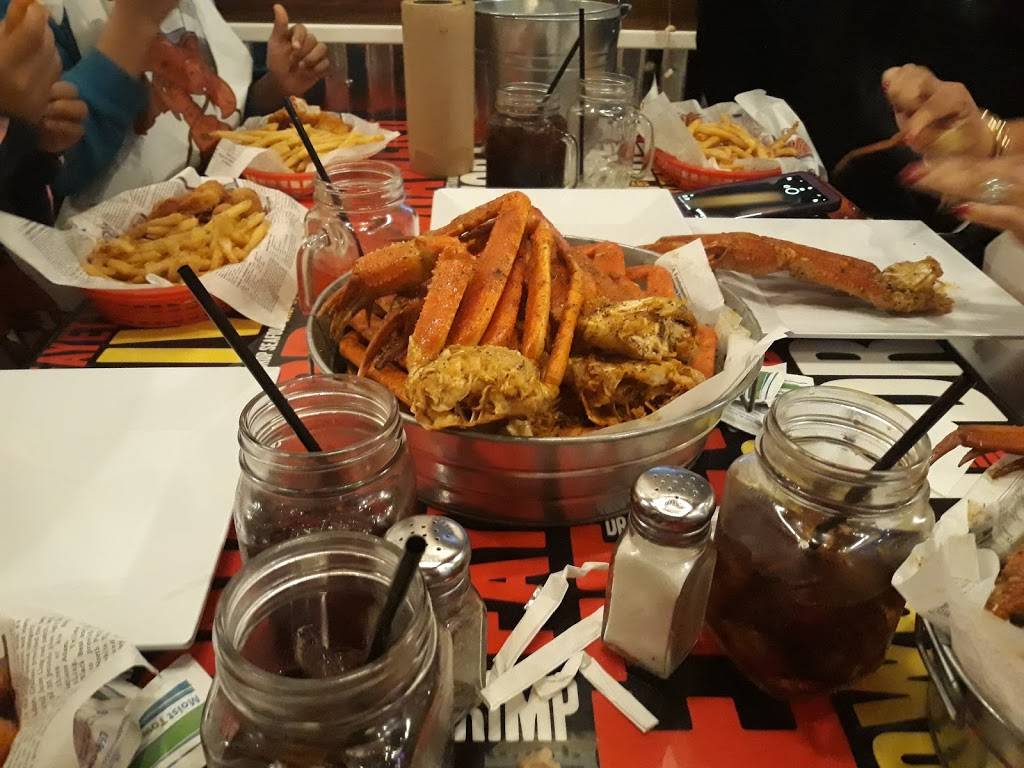 Drop by The River Seafood | restaurant | 1130 Person St, Fayetteville, NC 28312, USA | 9109203694 OR +1 910-920-3694