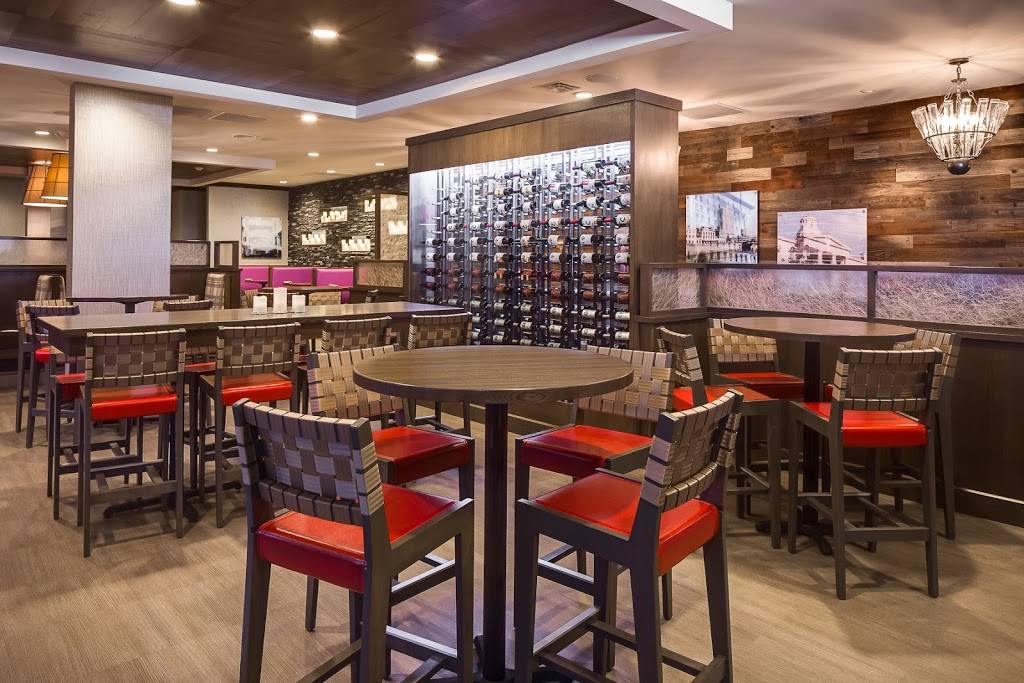 Twelve01 Kitchen and Tap | restaurant | 1210 1st Ave, Coralville, IA 52241, USA | 3193381201 OR +1 319-338-1201