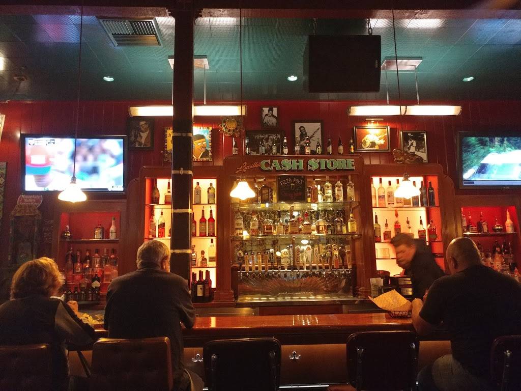 Lucilles Smokehouse Bar-B-Que | restaurant | 4611 Chino Hills Pkwy, Chino Hills, CA 91709, USA | 9095971227 OR +1 909-597-1227