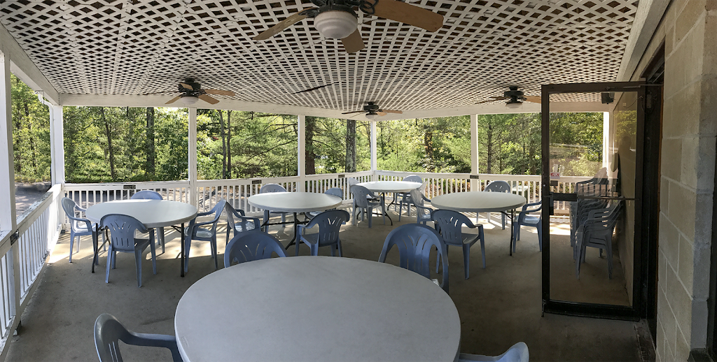 Famous House of Pizza | restaurant | 40 N Main St, Bellingham, MA 02019, USA | 5089661972 OR +1 508-966-1972