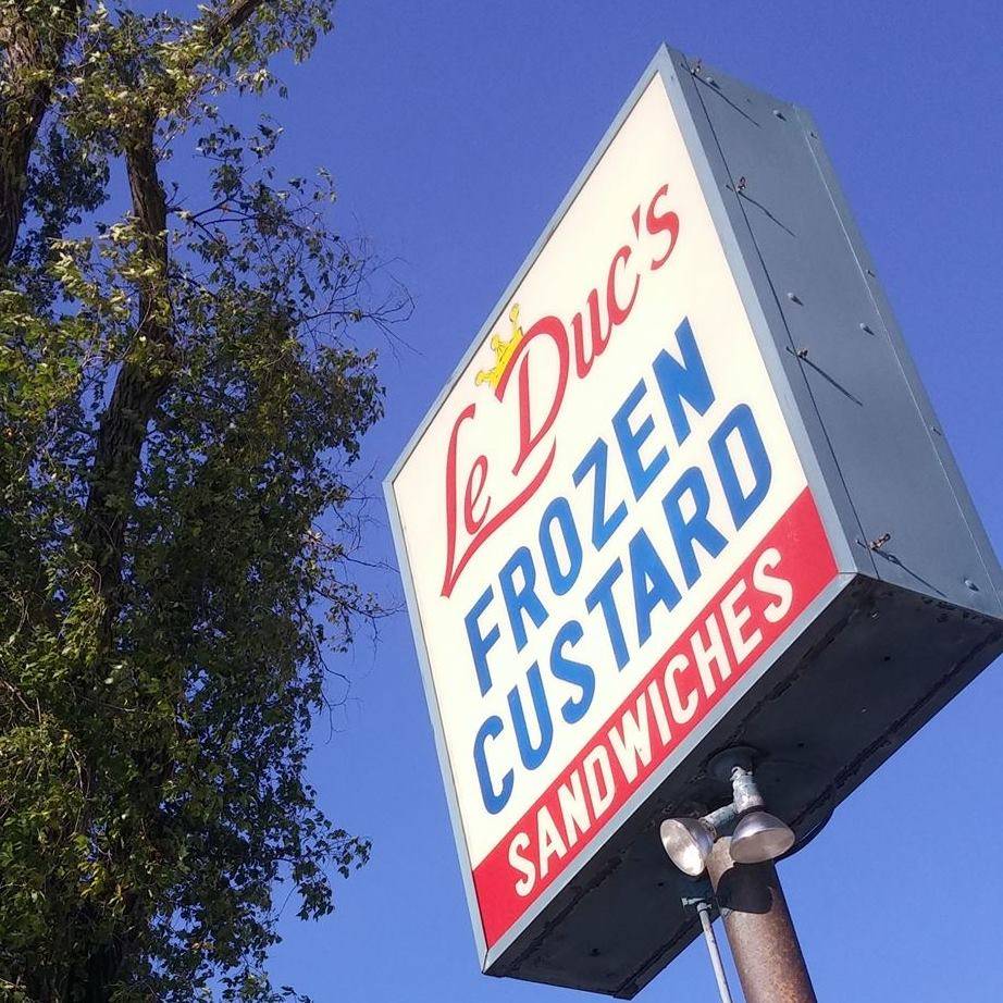 LeDucs Frozen Custard | restaurant | 240 W Summit Ave, Wales, WI 53183, USA | 2629682894 OR +1 262-968-2894