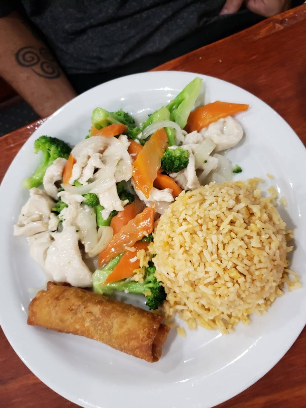 Pho Garden Vietnamese & Chinese Cuisine | restaurant | 2535 SE Military Dr, San Antonio, TX 78223, USA | 2103338899 OR +1 210-333-8899