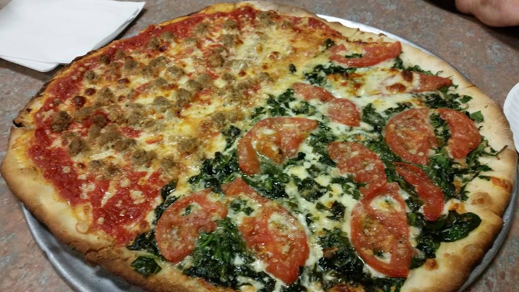 Vinces Pizzeria | restaurant | 2550 Grant Ave, Philadelphia, PA 19114, USA | 2154648998 OR +1 215-464-8998