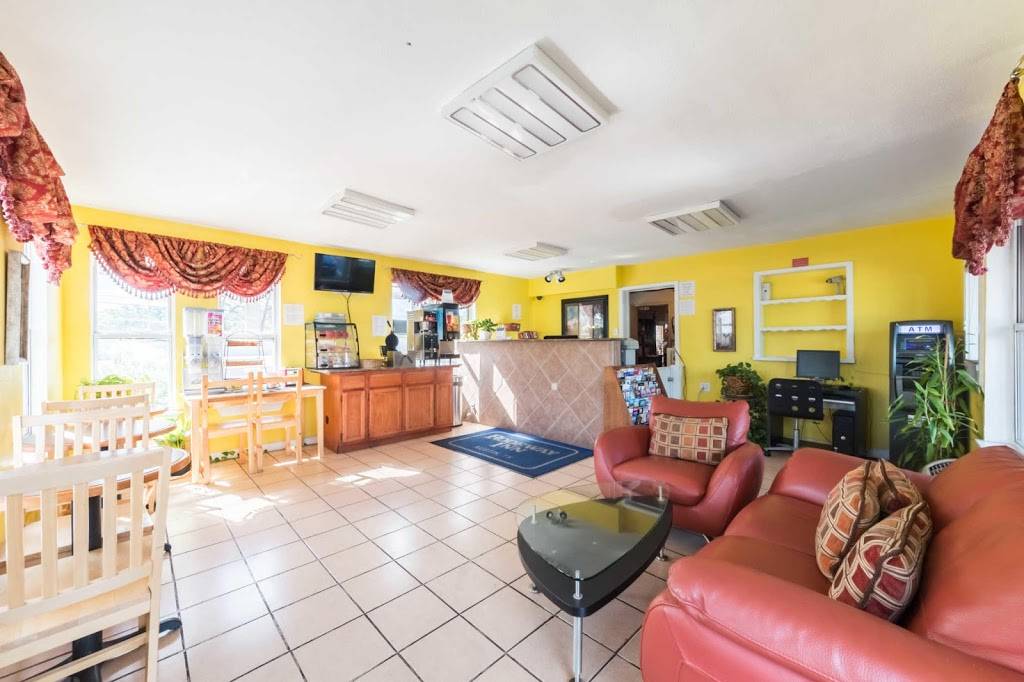 Rodeway Inn University/Downtown | restaurant | 2900 N N Interstate Hwy 35, Austin, TX 78705, USA | 5124776395 OR +1 512-477-6395