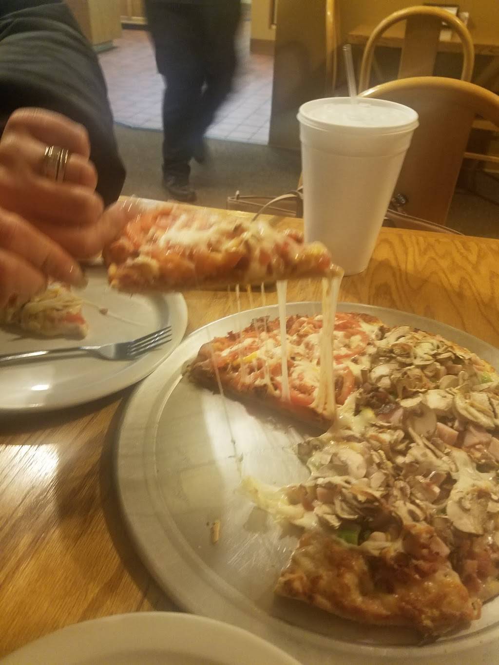 Smokehaus Pizza and Pints | restaurant | 1244 Hartnell Ave, Redding, CA 96002, USA | 5302210241 OR +1 530-221-0241