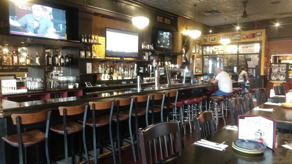 East Side Marios Ottawa (Hunt Club) | restaurant | 526 W Hunt Club Rd, Nepean, ON K2G 7B5, Canada | 6132742746 OR +1 613-274-2746