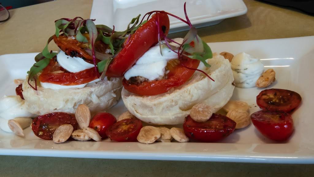 Wicked Fire Kissed Pizza | restaurant | 35 South St, Mashpee, MA 02649, USA | 5084777422 OR +1 508-477-7422