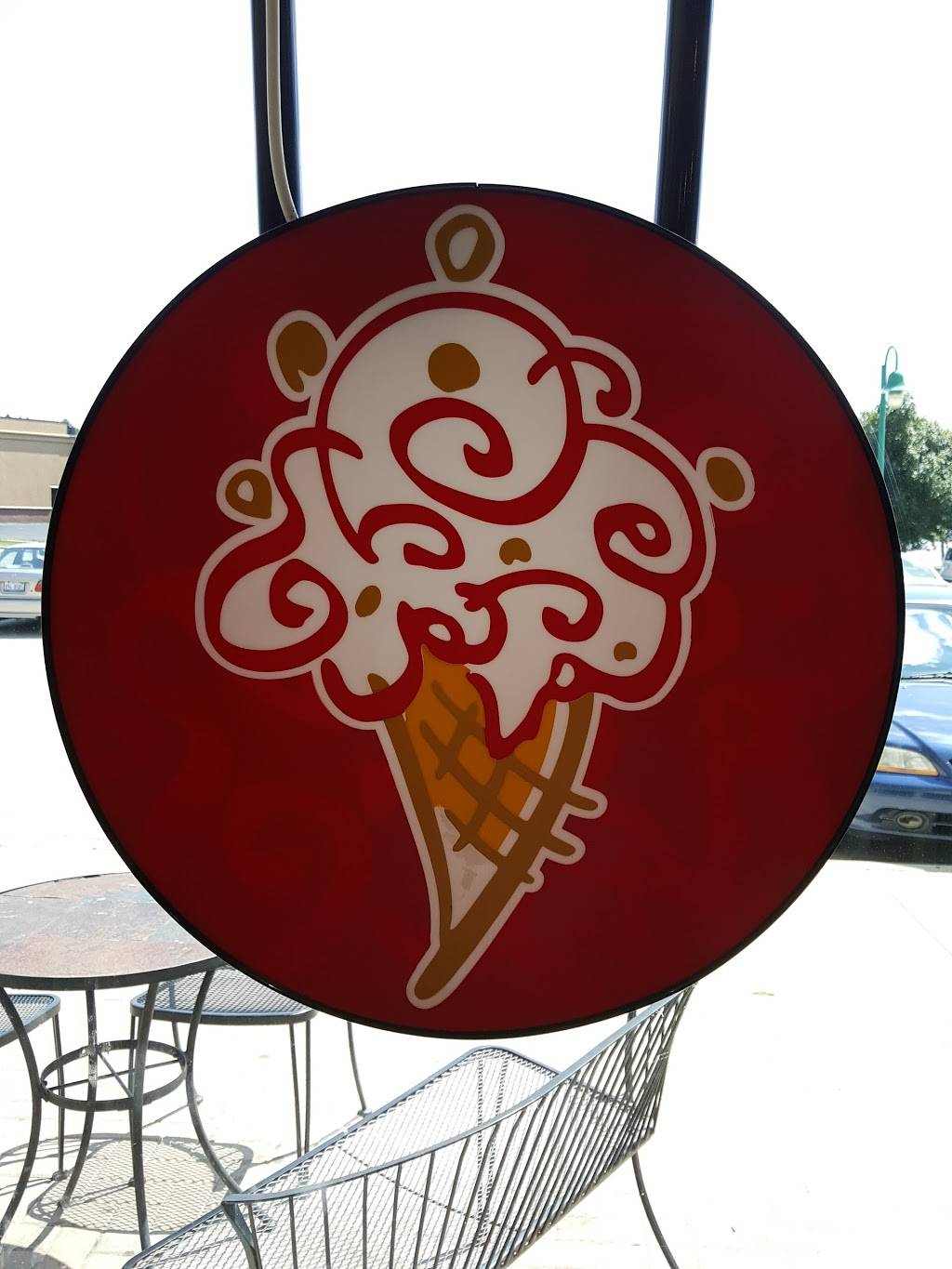 Cold Stone Creamery | bakery | 3520 Seven Bridges Dr Ste 102, Woodridge, IL 60517, USA | 6303229640 OR +1 630-322-9640