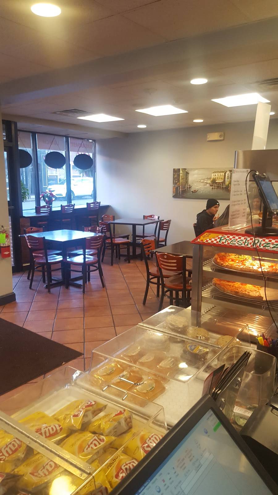 Catalinas Pizza | restaurant | 109 Ferry St, Malden, MA 02148, USA | 7813215888 OR +1 781-321-5888